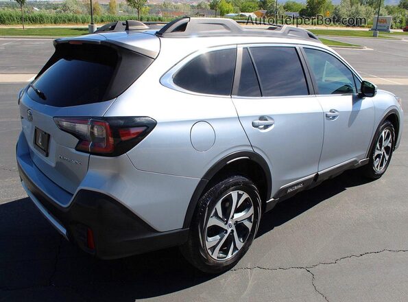 4S4BTANCXM3223378 2021 SUBARU OUTBACK Silver Delantero derecho