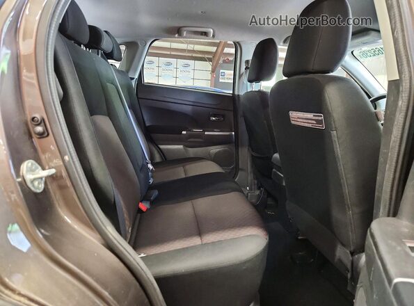 JA4AR3AU1JZ029625 2018 MITSUBISHI OUTLANDER Серый 