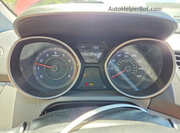 5NPDH4AE0GH757831 2016 HYUNDAI ELANTRA Red Vista de los asientos traseros