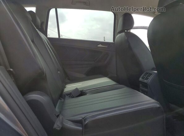 3VV3B7AX1NM100402 2022 VOLKSWAGEN TIGUAN Gray Շարժիչի բաժամունքի տեսք