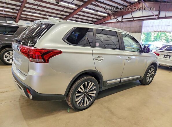 JA4AZ3A31LZ026668 2020 MITSUBISHI OUTLANDER Silver Front right