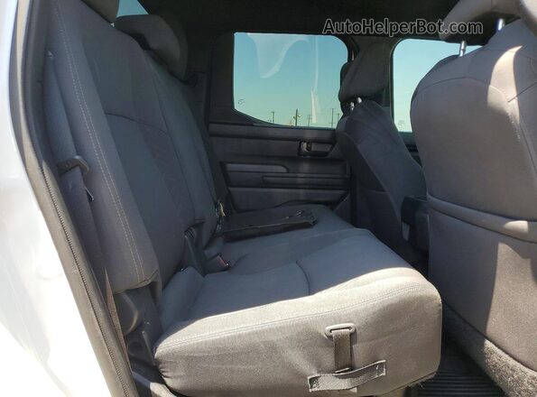 3TYKD5HN6ST019389 2025 TOYOTA TACOMA White Вид задньої частини салону