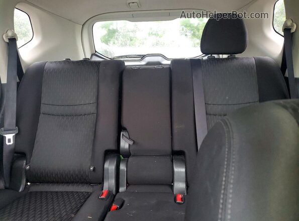 JN8AT2MV7KW370668 2019 NISSAN ROGUE Silver 