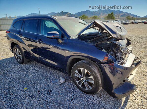 5TDGZRAH6NS117132 2022 TOYOTA HIGHLANDER Blue Vista frontal