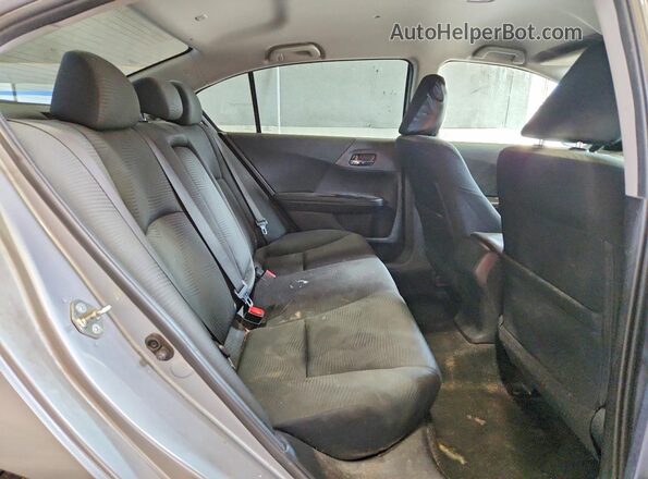 1HGCR2F36HA197747 2017 HONDA ACCORD Silver Vista interior trasera