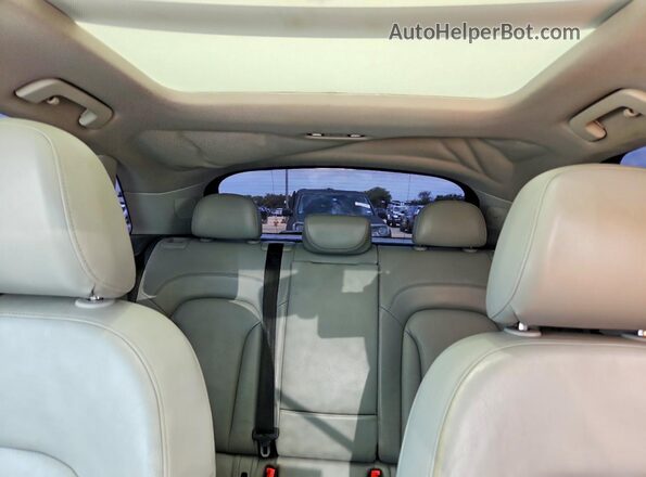 WA1JCCFSXHR006489 2017 AUDI Q3 Blue Rear interior view