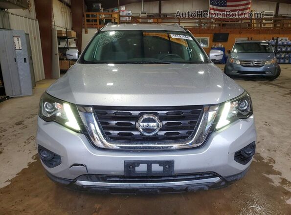 5N1DR2MNXHC606162 2017 NISSAN PATHFINDER Silver Вид ззаду
