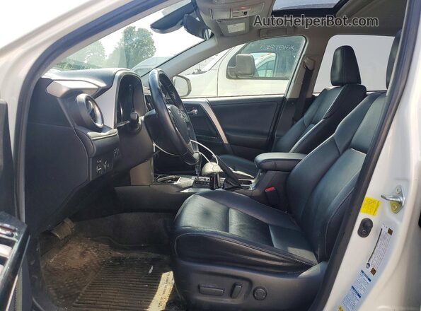 JTMDFREVXGJ054886 2016 TOYOTA RAV4 White 