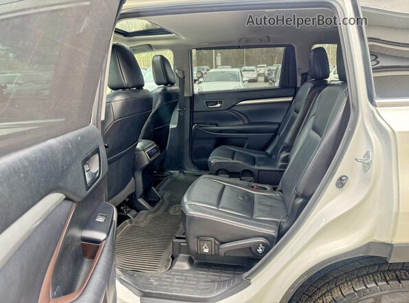 5TDJZRFH7JS537362 2018 TOYOTA HIGHLANDER White 