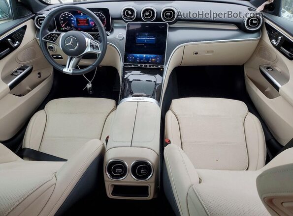 W1KAF4GB8RR226433 2024 MERCEDES-BENZ C Gray ხელსაწყოთა პანელის ხედი