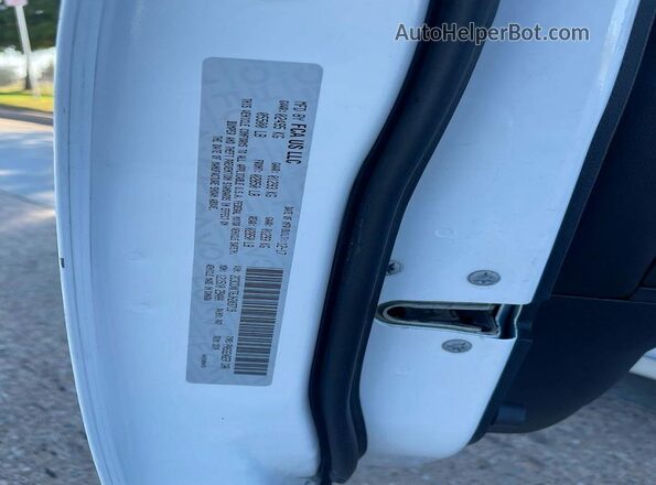 2C3CDXKT6JH203719 2018 DODGE CHARGER White Rear interior view