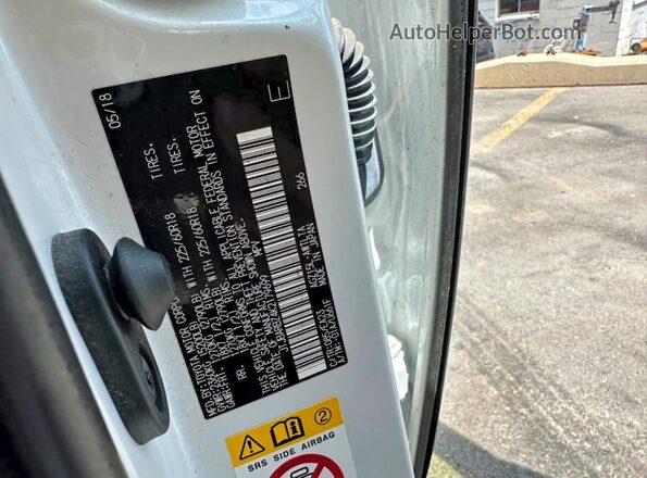 JTJBARBZ4K2179699 2019 LEXUS NX White Widok wnętrza z tyłu
