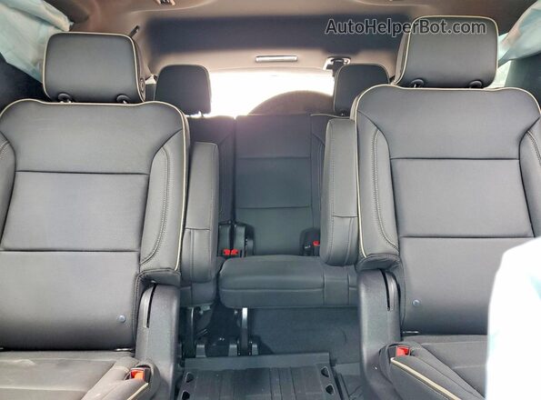 1GNS5SKD6TR112024 2026 CHEVROLET TAHOE Blue Vista interior trasera