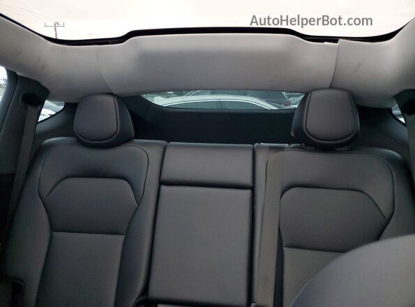 7SAYGDEE5TF373098 2026 TESLA MODEL Y Black Вид задньої частини салону