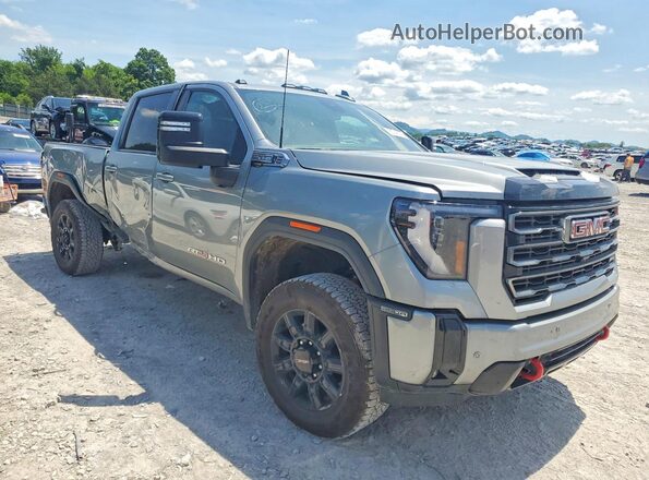 1GT4UPE72TF137513 2026 GMC SIERRA Silver Вид спереду