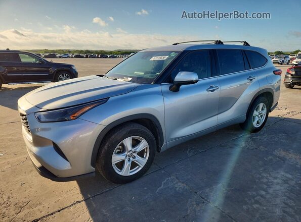 5TDCZRAH1NS550632 2022 TOYOTA HIGHLANDER Silver Задня ліва чверть