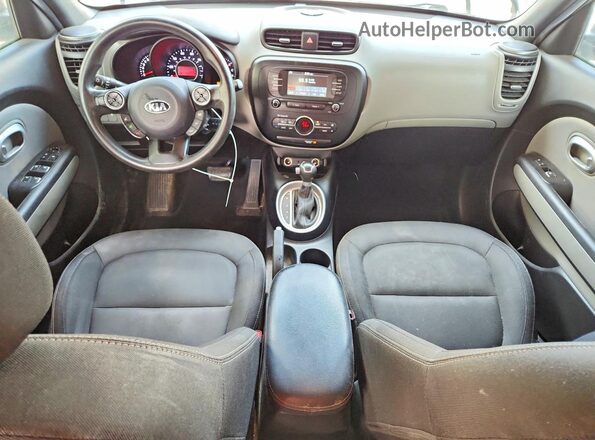KNDJP3A50H7478157 2017 KIA SOUL Зеленый Вид щитка приборов