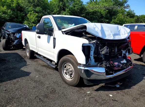 1FTBF2A62NEG45345 2022 FORD F250 White Вид спереду