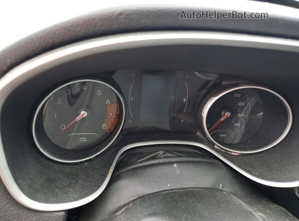 3C4NJCBB6JT286542 2018 JEEP COMPASS Silver Вид задніх сидінь