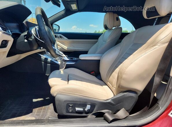 WBA23AT08NCK16652 2022 BMW 4 SERIES Бордовый Вид панели приборов