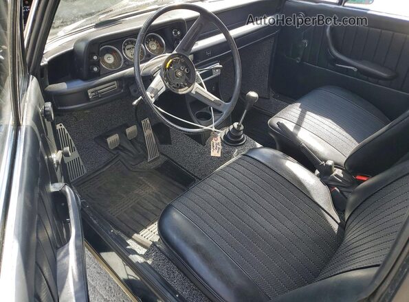 1660518 1968 BMW 2000 Black 