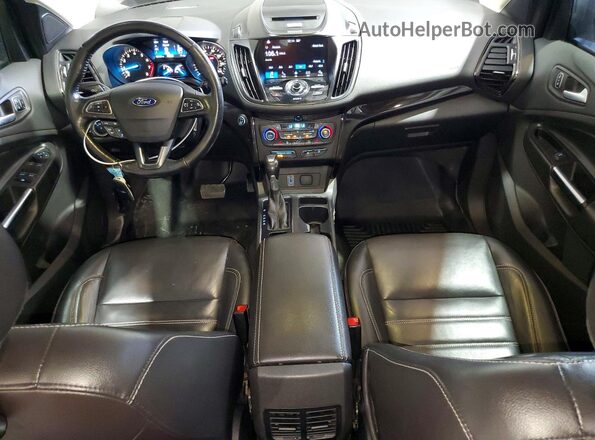 1FMCU9J99HUB85457 2017 FORD ESCAPE Silver Widok zestawu wskaźników