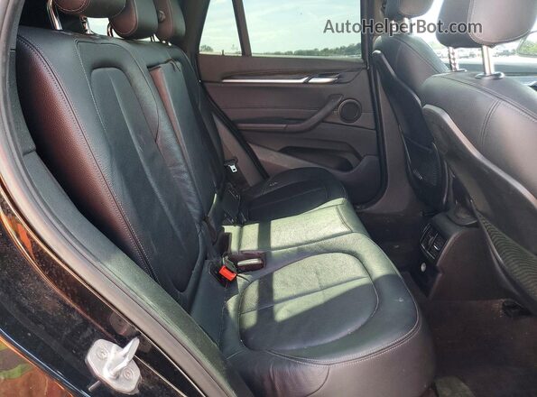 WBXHU7C32J5H41735 2018 BMW X1 Черный 