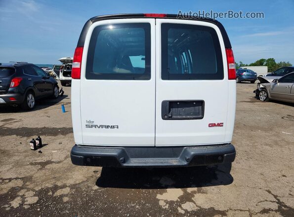 1GTZ7GFPXP1143929 2023 GMC SAVANA White 