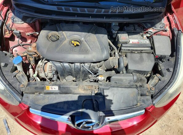 5NPDH4AE0GH757831 2016 HYUNDAI ELANTRA Red Vista del compartimento del motor