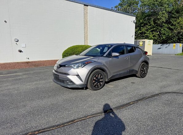 NMTKHMBXXKR067772 2019 TOYOTA C-HR Silver 