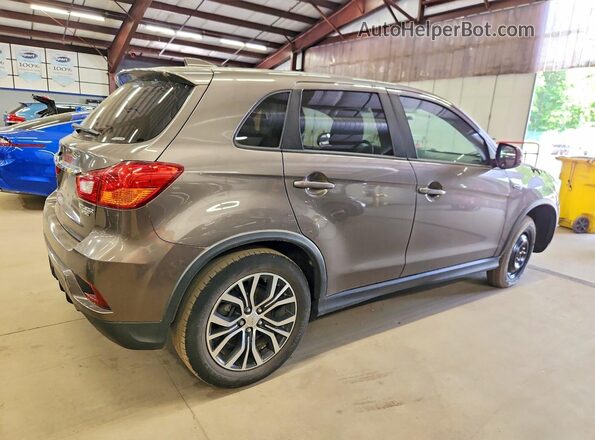 JA4AR3AU1JZ029625 2018 MITSUBISHI OUTLANDER Серый 