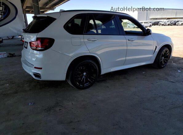 5UXKT0C53J0W01376 2018 BMW X5 White Front right