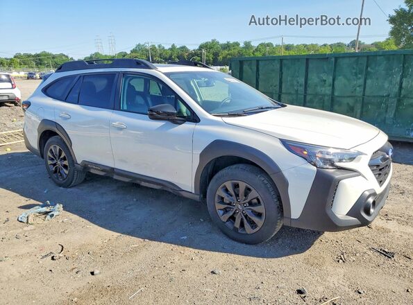4S4BTALC2S3182910 2025 SUBARU OUTBACK White Вид спереду