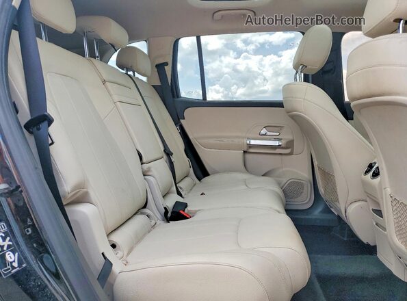 W1N4M4HB6LW050043 2020 MERCEDES-BENZ GLB-CLASS Black Вид підкапотного простору