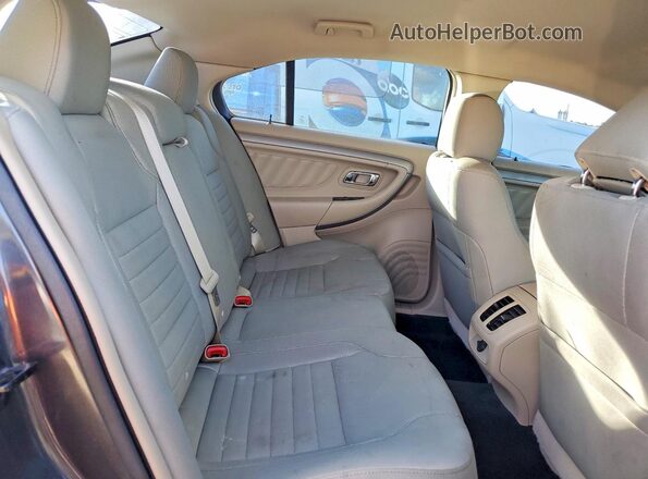 1FAHP2D86HG113468 2017 FORD TAURUS Gray Rear interior view