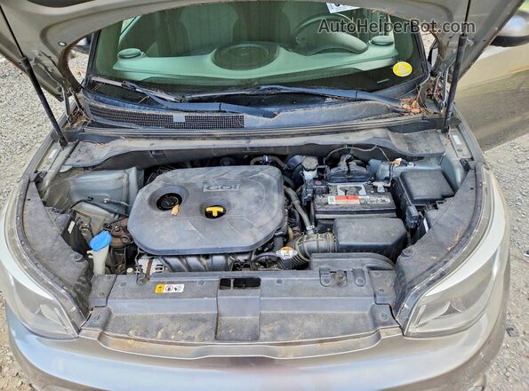 KNDJP3A50H7478157 2017 KIA SOUL Зеленый Вид подкапотного пространства