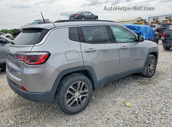 3C4NJCBB6JT286542 2018 JEEP COMPASS Silver Передня права чверть