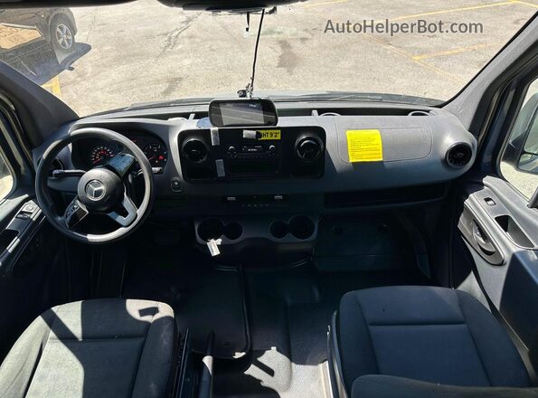 WD4PF1CD2KP125275 2019 MERCEDES-BENZ SPRINTER Blue Vista del salpicadero