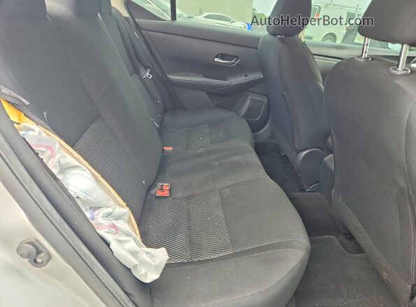 3N1AB8BV7PY323356 2023 NISSAN SENTRA Серебряный Вид задней части салона