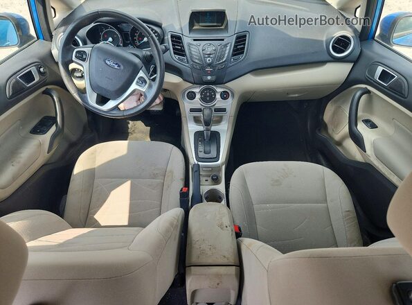 3FADP4BJ2GM148660 2016 FORD FIESTA Blue Вид щитка приладів