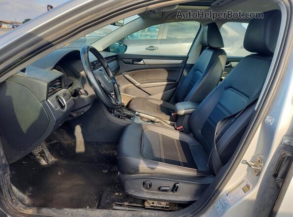 1VWSA7A33MC014984 2021 VOLKSWAGEN PASSAT Silver 
