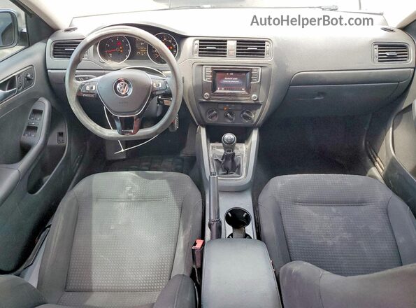 3VW167AJ4GM264037 2016 VOLKSWAGEN JETTA White Instrument cluster view