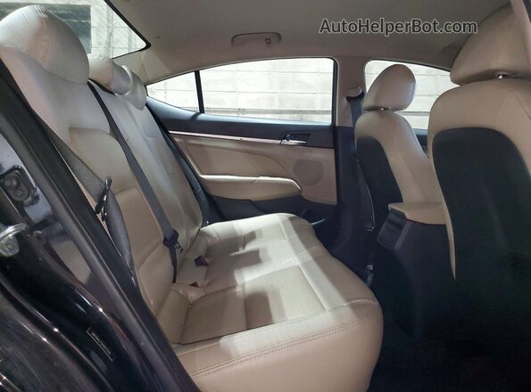 5NPD84LF5HH011558 2017 HYUNDAI ELANTRA Black Vista interior trasera