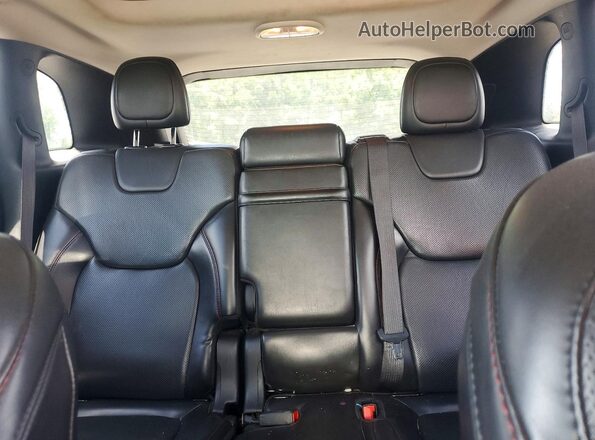 1C4PJMBX9JD610454 2018 JEEP CHEROKEE Gray Widok wnętrza z tyłu