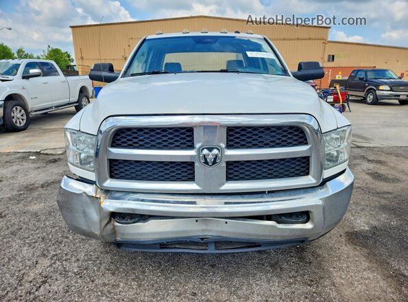 3C6UR4HL4JG104895 2018 RAM 2500 Белый Вид сзади