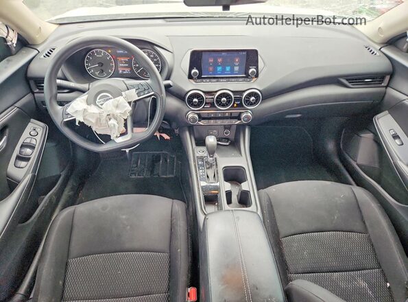 3N1AB8BV7PY323356 2023 NISSAN SENTRA Серебряный Вид щитка приборов