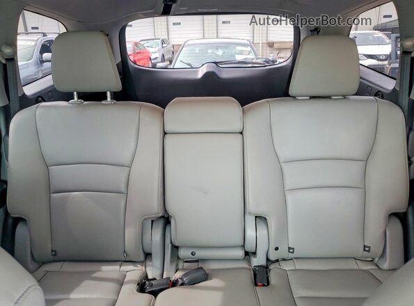 5FNYF6H98GB014733 2016 HONDA PILOT Silver 