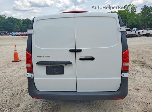 W1YV0CEY3N3963305 2022 MERCEDES-BENZ METRIS White Vista interior delantera