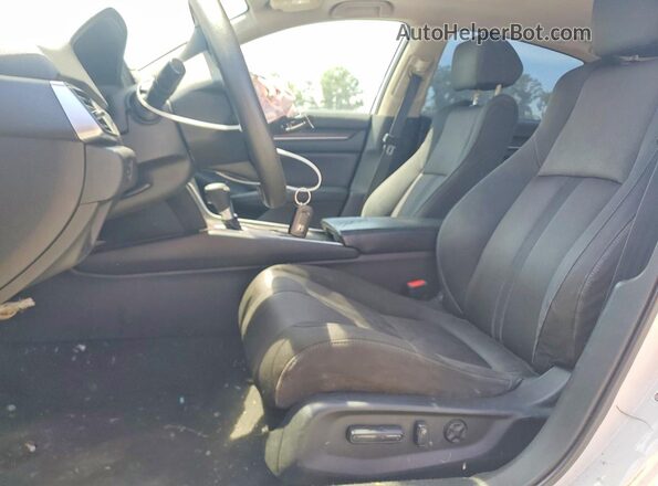 1HGCV1F46JA071702 2018 HONDA ACCORD White 