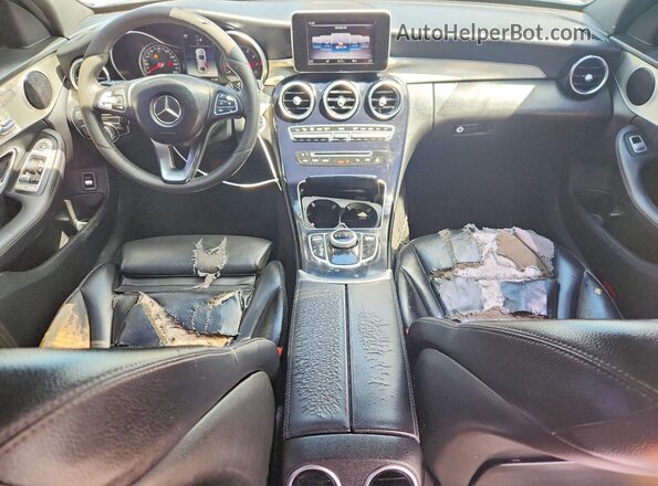 55SWF4JB7JU241796 2018 MERCEDES-BENZ C Белый Вид щитка приборов